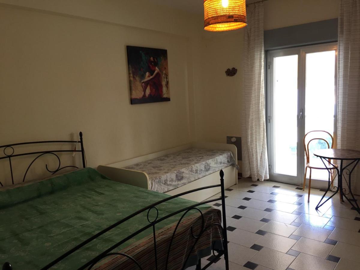 Le Zagare Apartments SantʼAlessio Siculo Exterior foto
